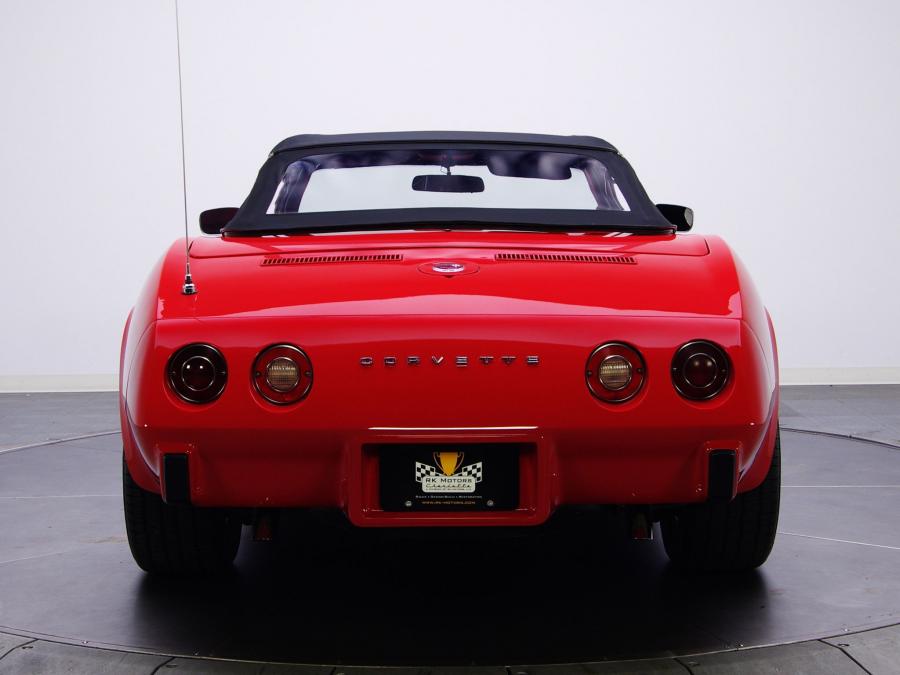  Chevrolet Corvette Stingray Convertible 1974 года  (фото 7 из 16)